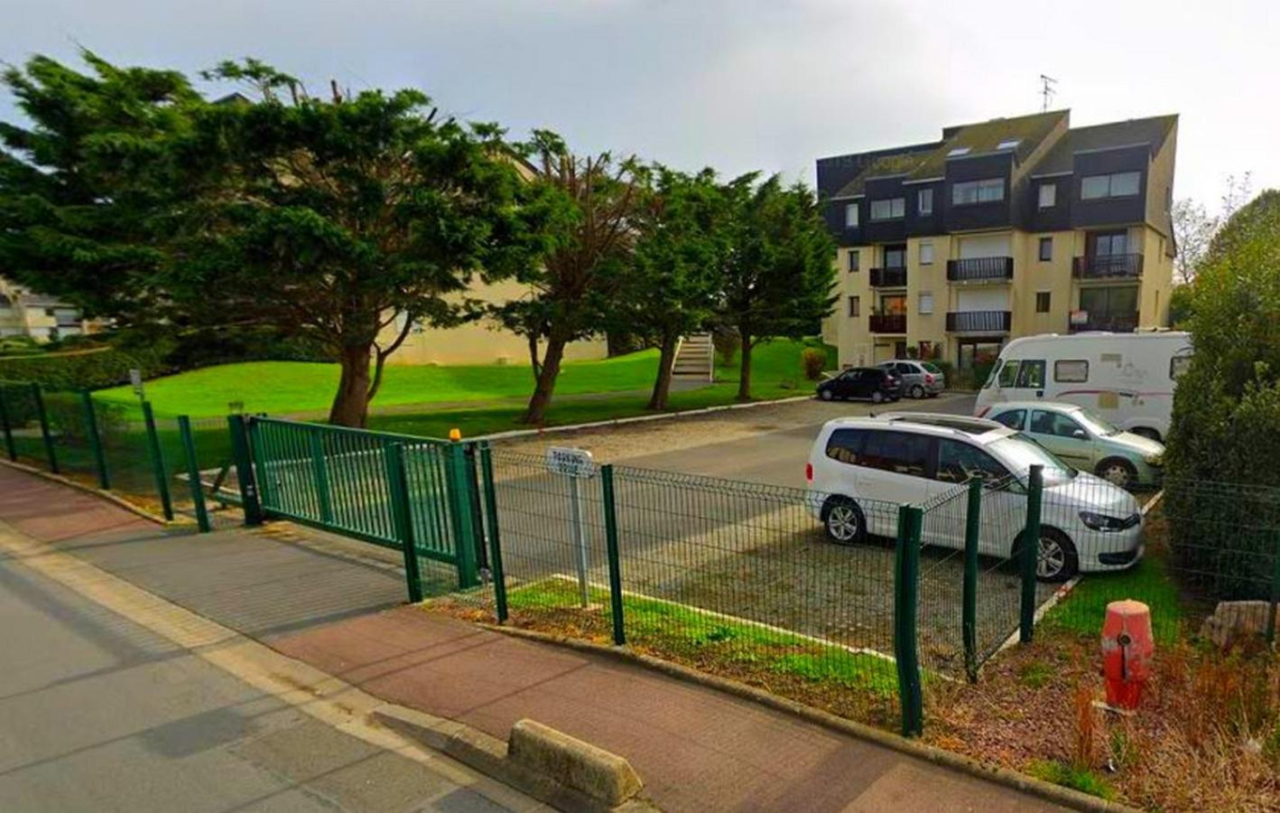 Studio Proche Plage - Parking Gratuit Et Prive - Terrasse Et Petit Jardin Cloture クルル・シュル・メール エクステリア 写真